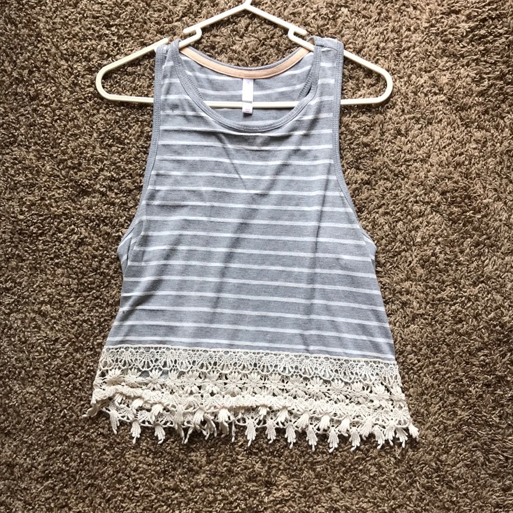 Crop top